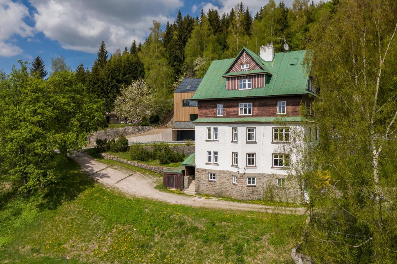 Astoria Inn Špindlerŭv Mlýn Esterno foto