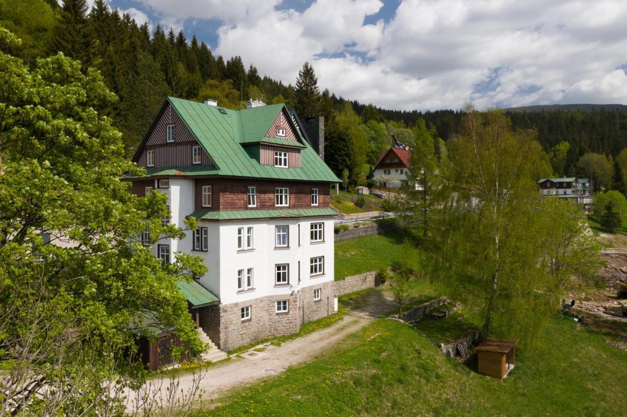 Astoria Inn Špindlerŭv Mlýn Esterno foto