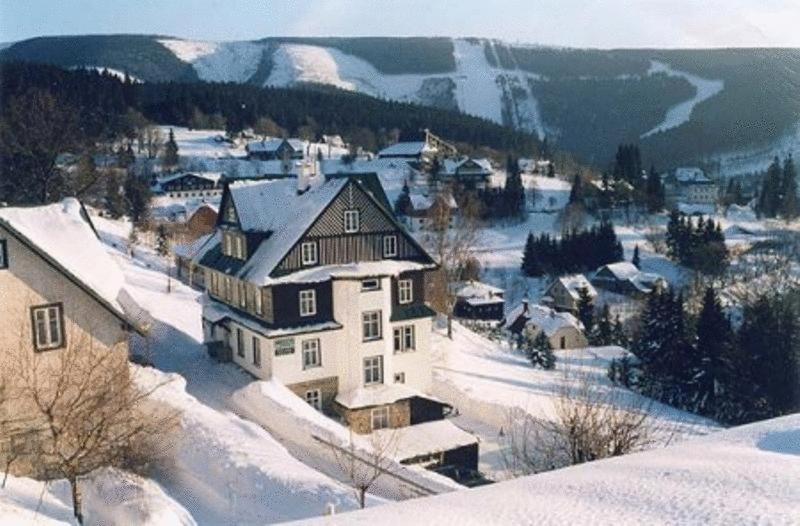 Astoria Inn Špindlerŭv Mlýn Esterno foto
